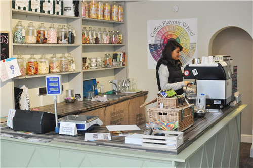 便利店装修风格如何打造 怎么装修便利店更能吸引客人
